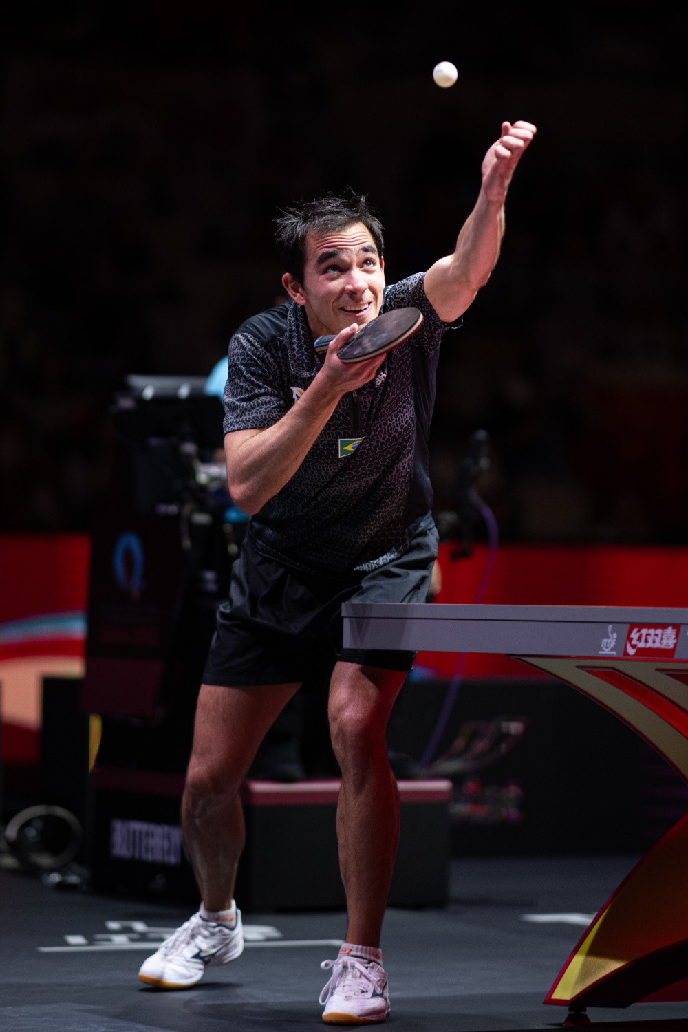 信力均不容 信力均不容